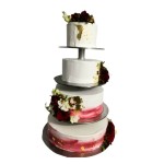 Tort weselny na stelażu wzór Tzk15 | Ombre z kwiatami i złotem